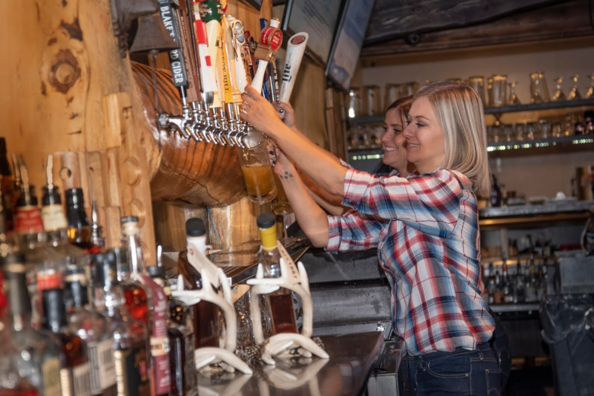 Gilberts Bar Tenders